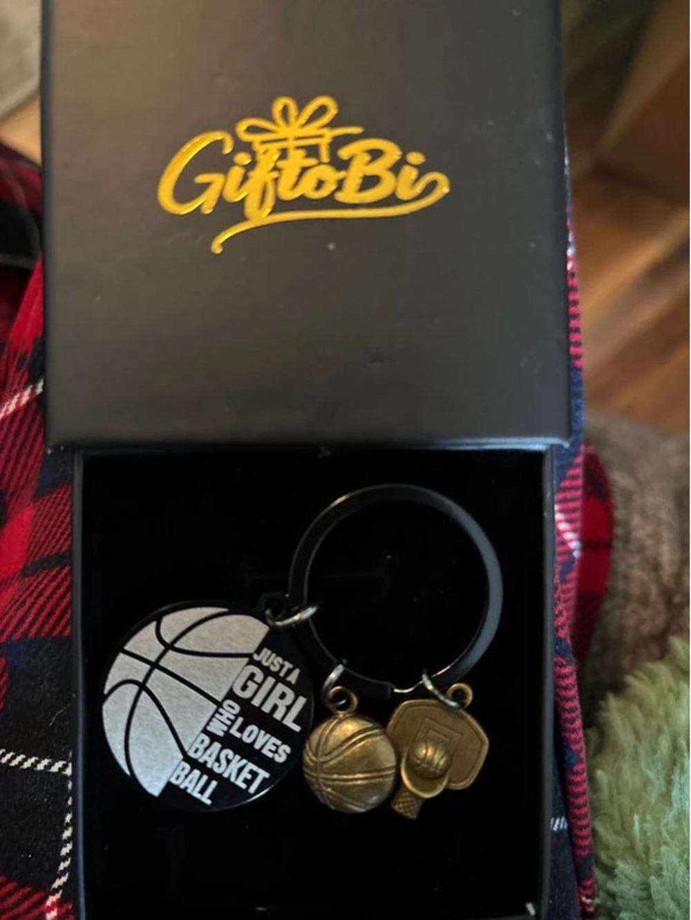 Metal Basketball keychain set